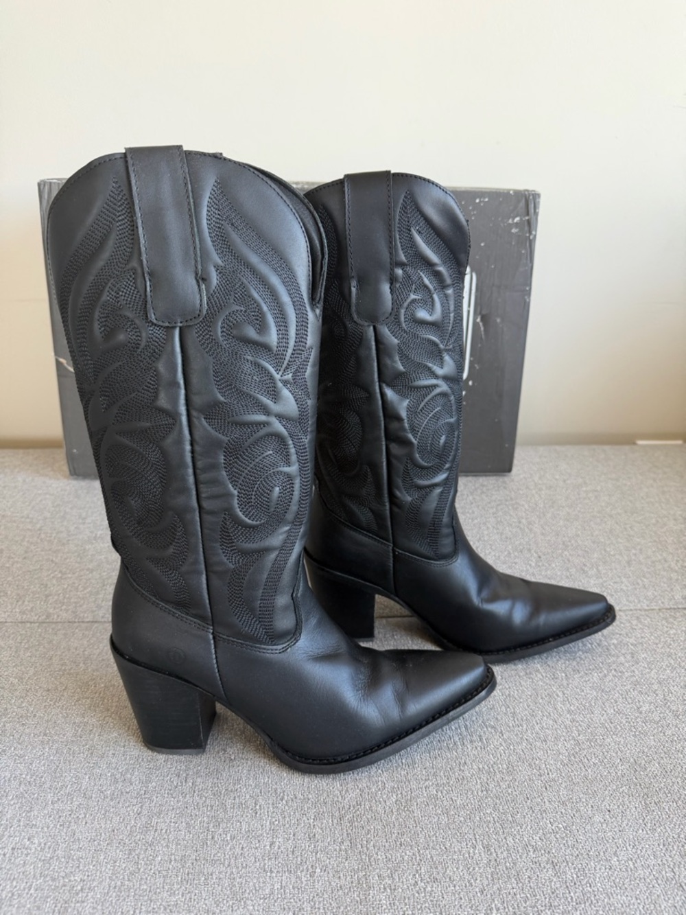 Dingo 1968 Black Leather Embossed Cowboy Knee-High Heeled Boots